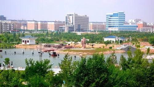 铁西公园今日头条,绿意盎然，欢乐满园